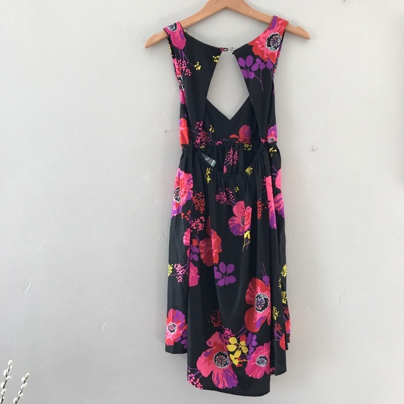 NWT ROXY Floral Dress - Picture 4 of 4
